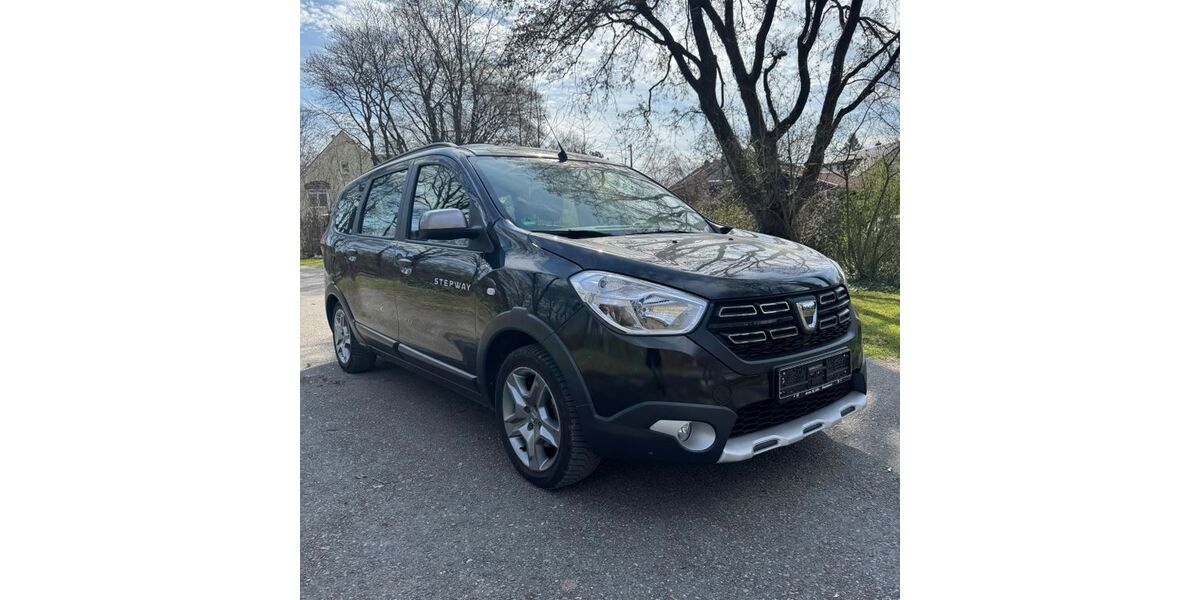 Dacia Lodgy 72.846 km 9.997 &euro; München 80686