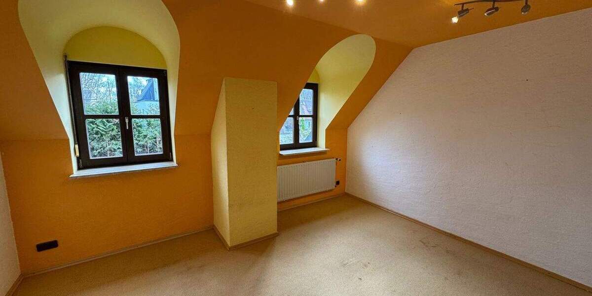 Doppelhaushälfte Dachau - 8 Zimmer, 170 m&sup2;, 990.000&euro; | Angebot:24435526