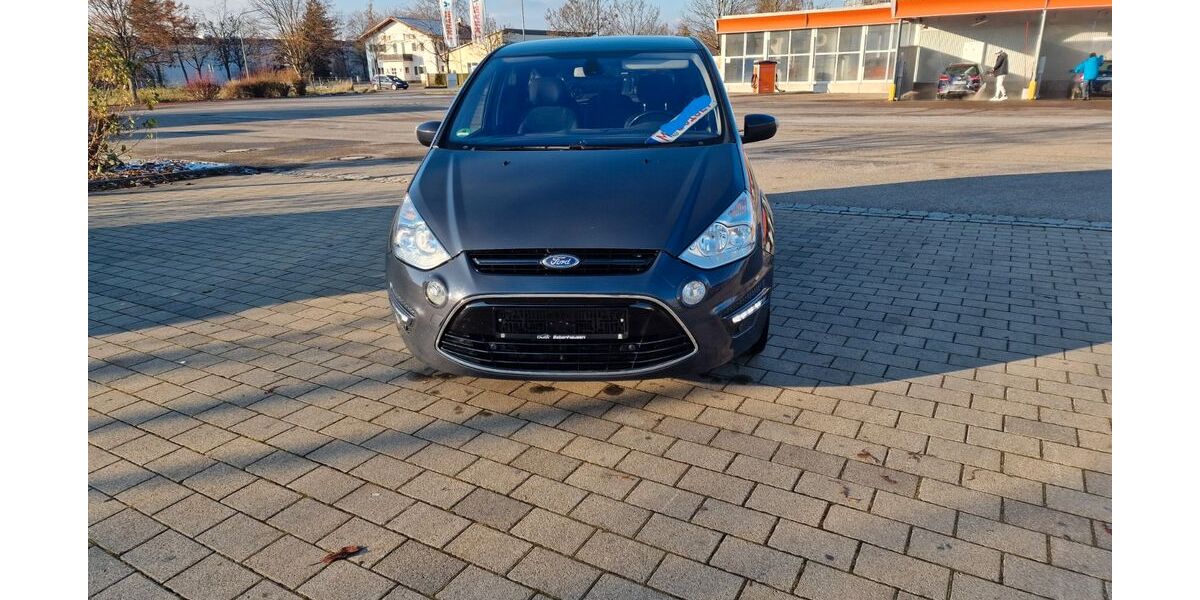 Ford S-Max 130.000 km 8.900 &euro; München 81249