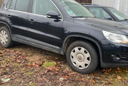 VW Tiguan 269.875 km 3.180 &euro; München 81243