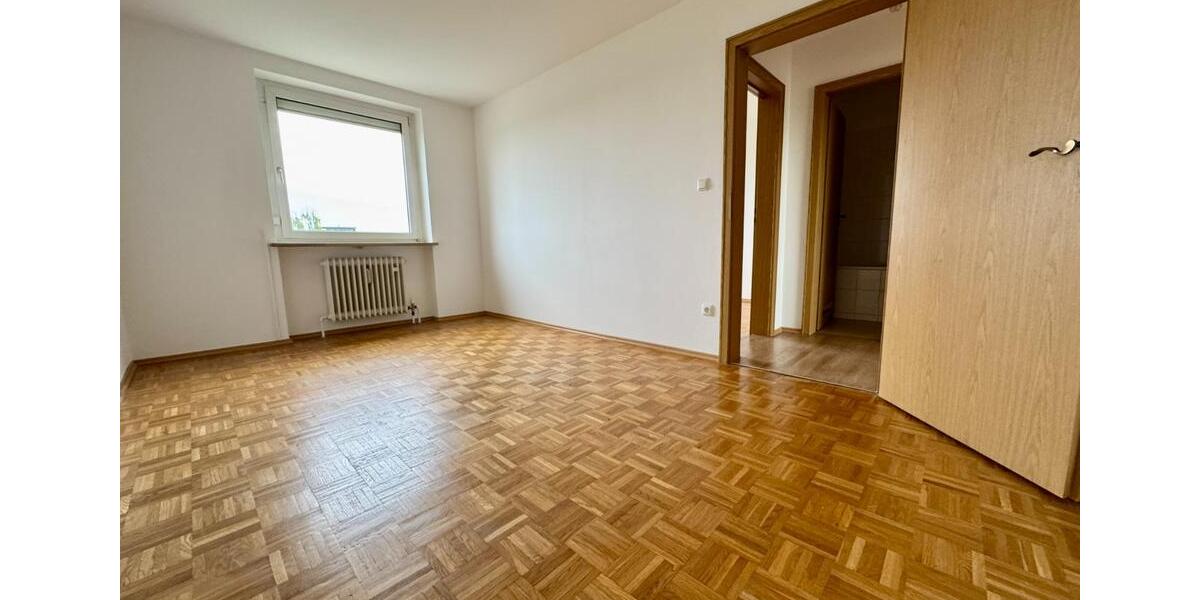 Dachgeschoßwohnung München Thalkirchen-Obersendling-Forstenried-Fürstenried-S - 2.5 Zimmer, 61 m&sup2;, 385.000&euro; | Angebot:25326708