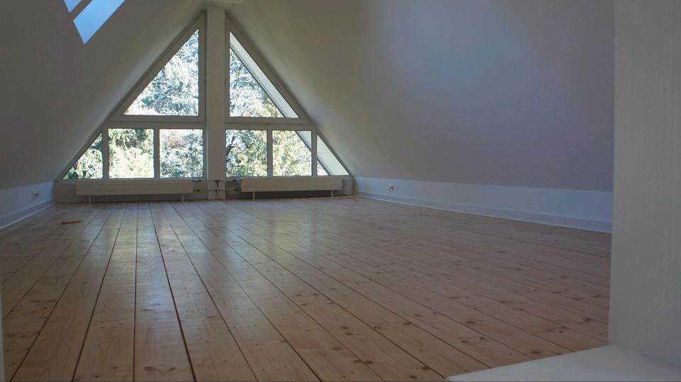 Villa Grünwald - 8 Zimmer, 350 m&sup2;, 19&euro; | Angebot:25675546