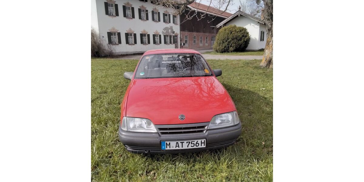 Opel Omega 189.000 km 2.980 &euro; Holzkirchen 83607