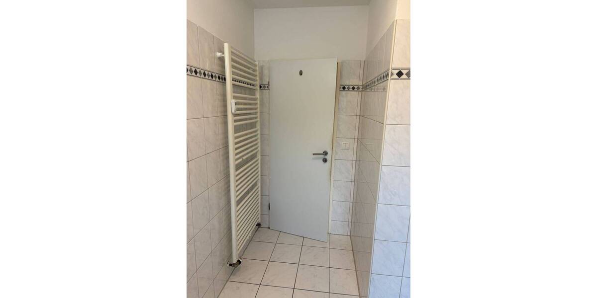 Etagenwohnung Gröbenzell - 3 Zimmer, 81 m&sup2;, 1.200&euro; | Angebot:26155593