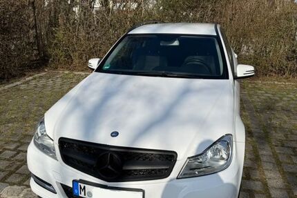 Mercedes-Benz C 220 233.500 km 5.000 &euro; Putzbrunn 85640