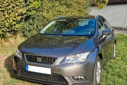 Seat Leon 146.000 km 9.100 &euro; München 81479