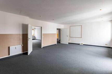 Gewerbeobjekt Haar - 7 Zimmer, 296 m&sup2;, 3.200&euro; | Angebot:25834740
