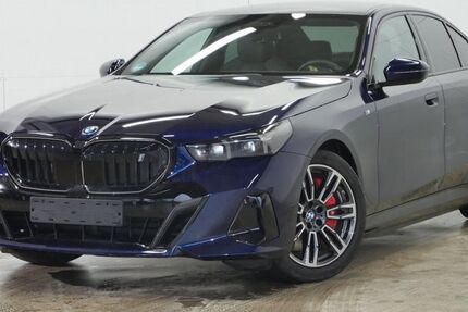 BMW i5 25.400 km 58.690 &euro; Oberhaching bei München 82041