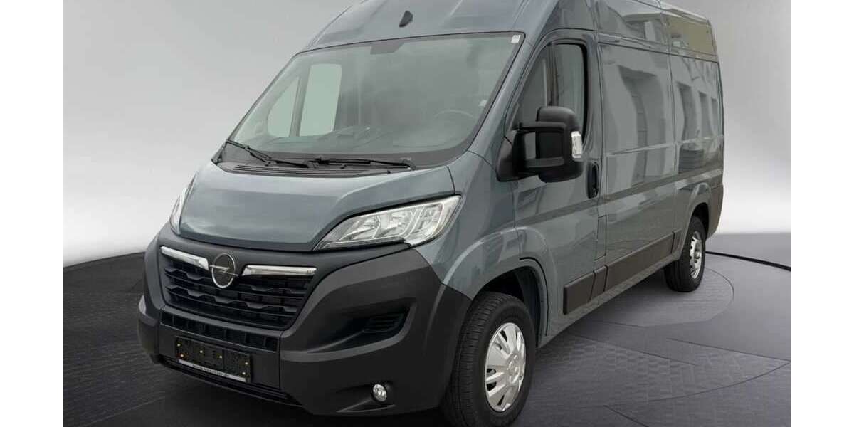 Opel Movano 111.600 km 20.890 &euro; München 80339