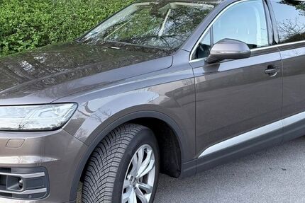 Audi Q7 77.000 km 38.800 &euro; München 81737