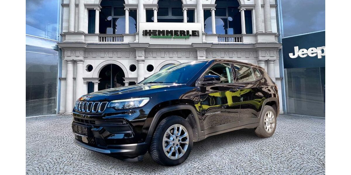 Jeep Compass 12.674 km 23.990 &euro; München 81827