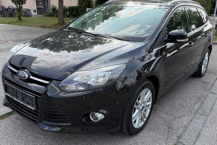 Ford Focus 63.000 km 6.990 &euro; München 81825