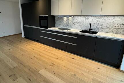 NEUBAU: NÄHE ALTSTADT DACHAU MIT EXKLUSIVER AUSSTATTUNG UND EBK 3 zimmer