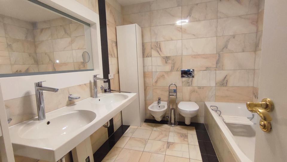 Etagenwohnung München Bogenhausen - 4 Zimmer, 125 m&sup2;, 1.590.000&euro; | Angebot:26316551