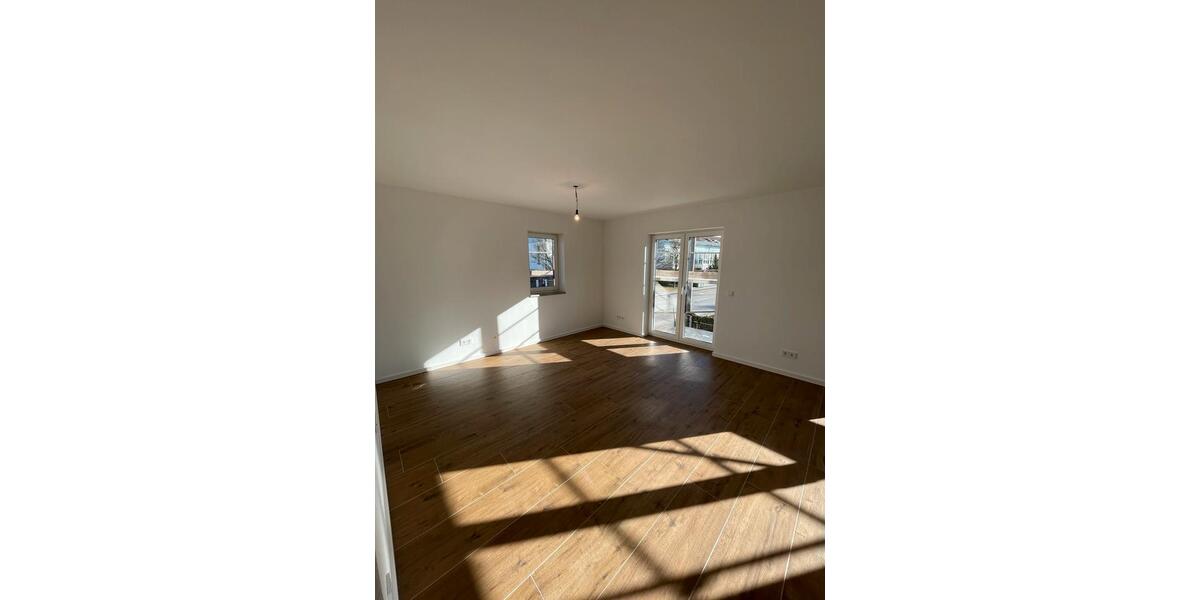 3 Zimmer Whg im 1.OG, ca. 73 qm Balkon & TG-Stellplatz 3 zimmer