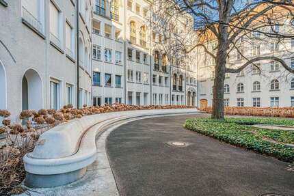 Wohnung zum Kaufen in München 2.160.000 € 155.5 m² 4 zimmer