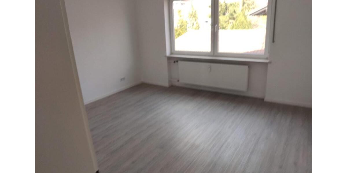Etagenwohnung Aschheim - 2.5 Zimmer, 90 m&sup2;, 1.380&euro; | Angebot:25570695