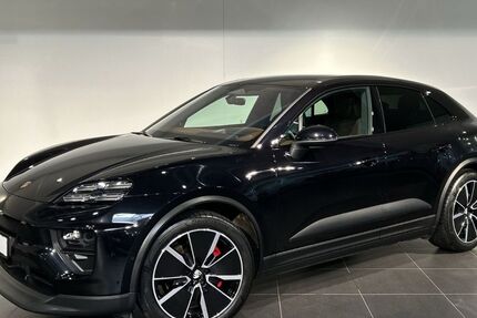 Porsche Macan 7.400 km 93.900 &euro; München 80993