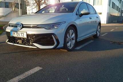 VW Golf 4.244 km 29.990 &euro; München 82031