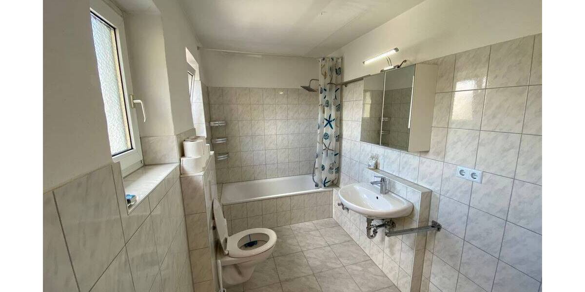 Etagenwohnung Emmering - 2 Zimmer, 100 m&sup2;, 1.190&euro; | Angebot:26291701