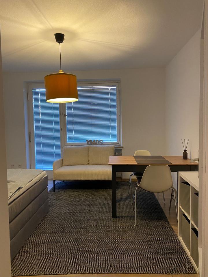 Gemütliche & helle 1 Zimmer Wohnung in München-Moosach
