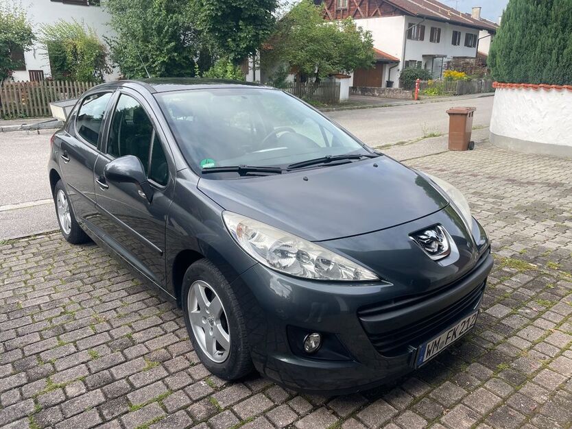 Peugeot 207 169.000 km 2.600 € München 80637