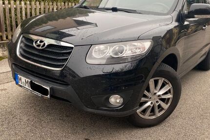 Hyundai SANTA FE 196.095 km 5.790 &euro; München 81243