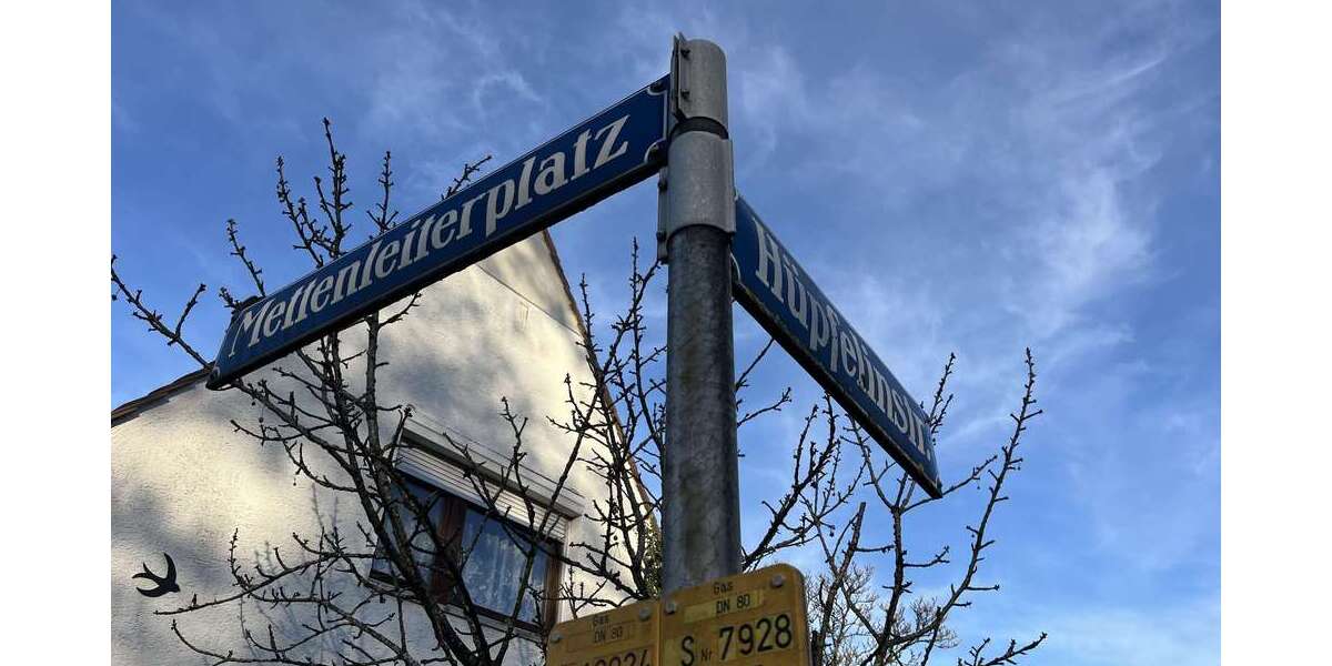 Haus zum Kaufen in München 849.999 € 165 m² 6 zimmer