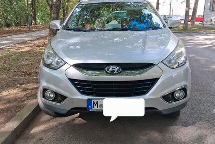 Hyundai ix35 214.000 km 4.600 &euro; München 81541