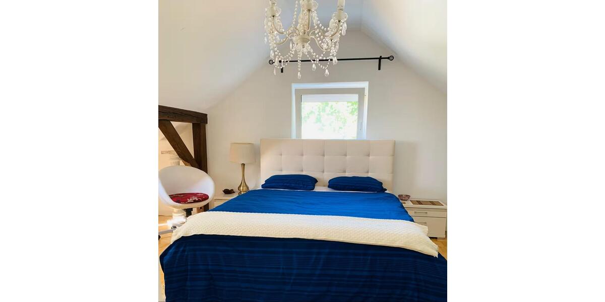 Dachgeschoßwohnung Fahrenzhausen - 2 Zimmer, 1.200&euro; | Angebot:25131844