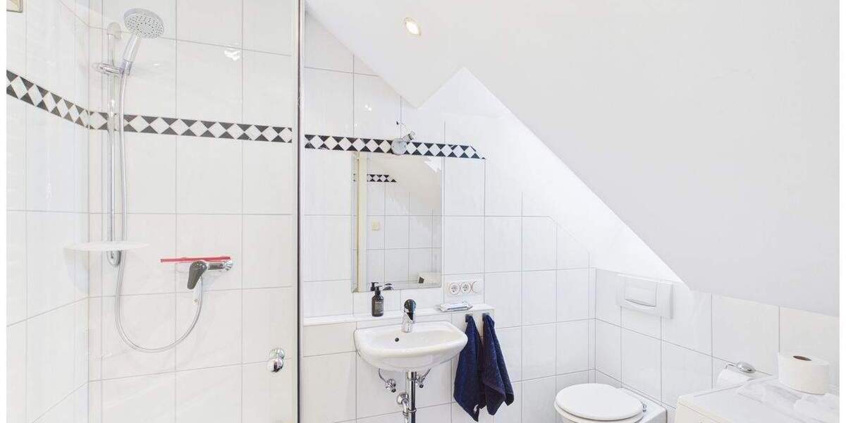 Etagenwohnung München / Allach-Untermenzing Allach-Untermenzing - 4 Zimmer, 110 m&sup2;, 2.160&euro; | Angebot:25879953