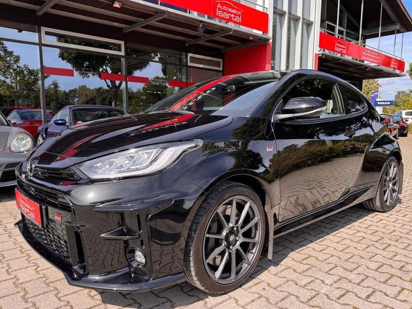Yaris