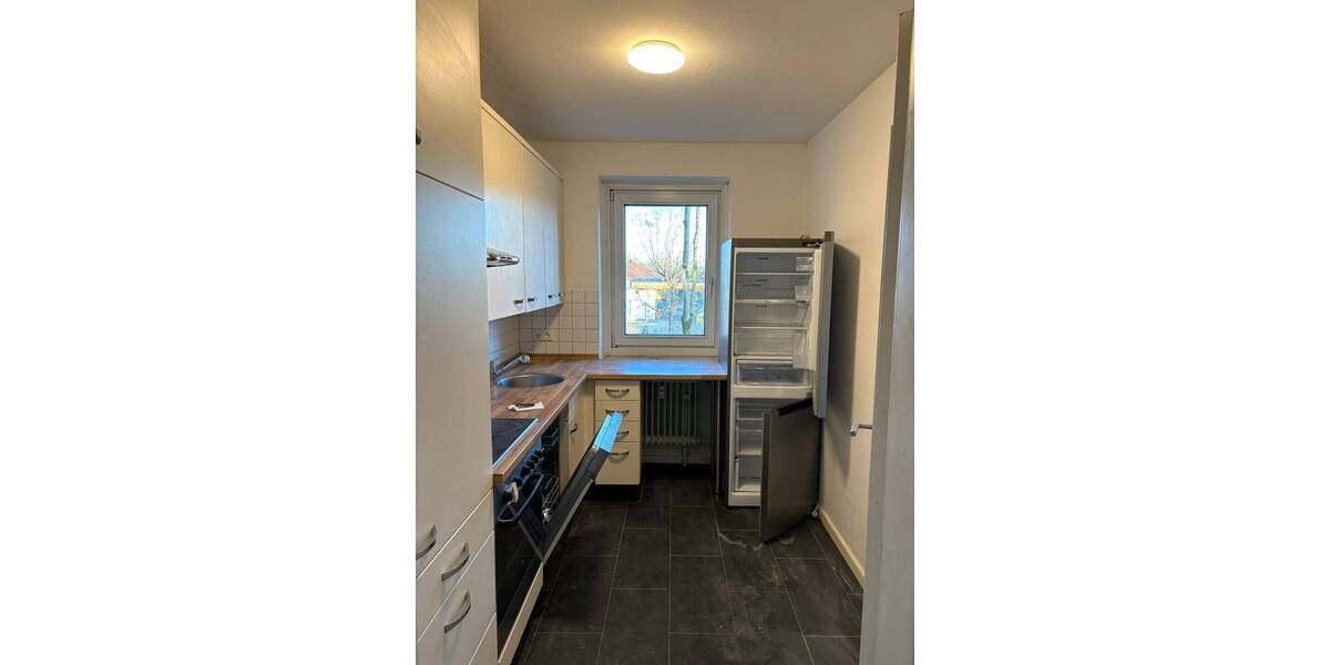 Etagenwohnung Gröbenzell - 3 Zimmer, 81 m&sup2;, 1.200&euro; | Angebot:26155593