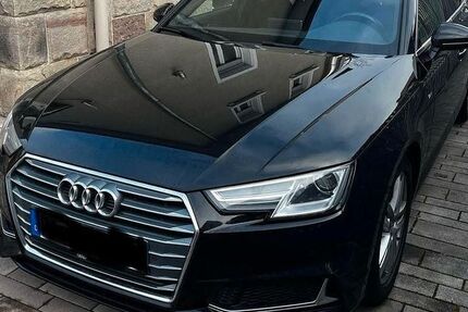 Audi A4 85.000 km 22.000 &euro; Putzbrunn 85640