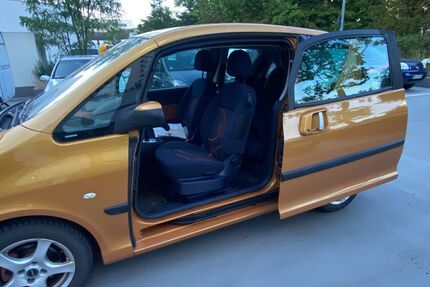 Peugeot 1007 112.000 km 3.200 &euro; München 80809