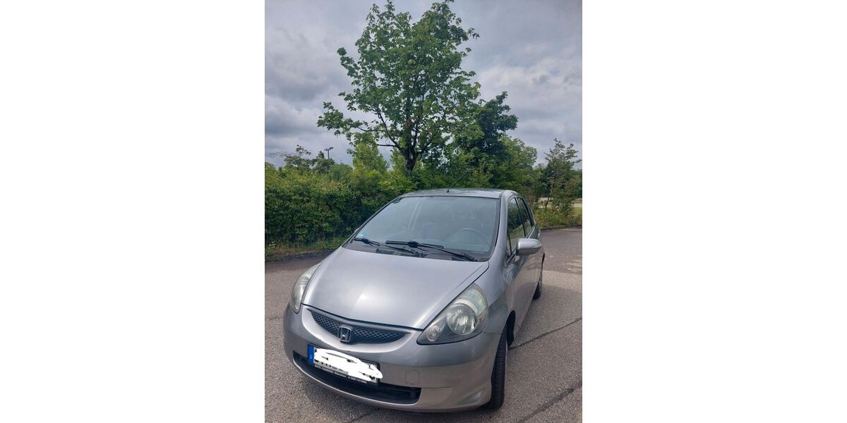 Honda Jazz 196.000 km 1.600 &euro; München 80636