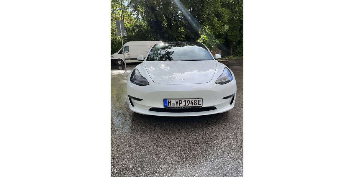 Tesla Model 3 41.000 km 27.500 &euro; München 80336