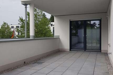 Wohnung Ottobrunn - 2 Zimmer, 77 m&sup2;, 1.572&euro; | Angebot:27162451