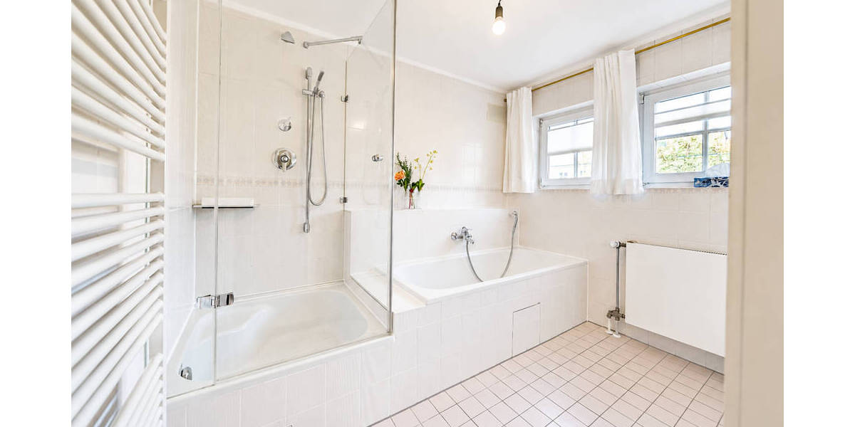 Einfamilienhaus Fürstenfeldbruck - 7 Zimmer, 180 m&sup2;, 3.200&euro; | Angebot:26557797