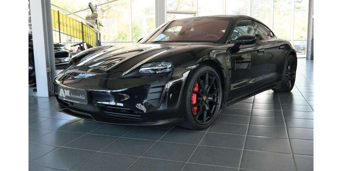 Porsche Taycan 55.800 km 71.800 &euro; München 81829