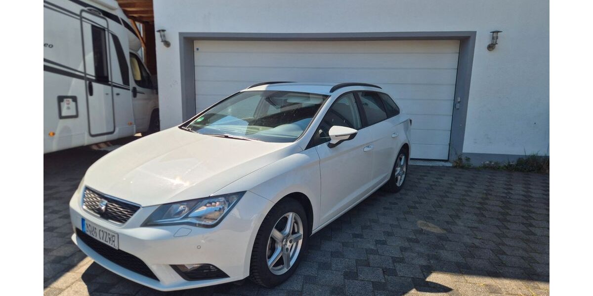 Seat Leon 133.600 km 8.600 &euro; München 80997
