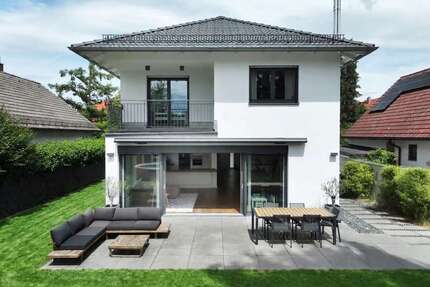 Haus München Aubing-Lochhausen-Langwied - 5 Zimmer, 195 m&sup2;, 2.349.000&euro; | Angebot:27102554