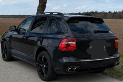 Porsche Cayenne 305.000 km 9.900 &euro; Gröbenzell 82194