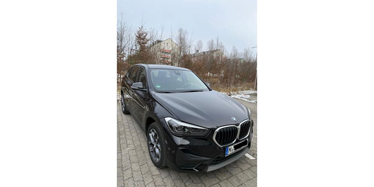 BMW X1 32.000 km 26.999 &euro; München 81369