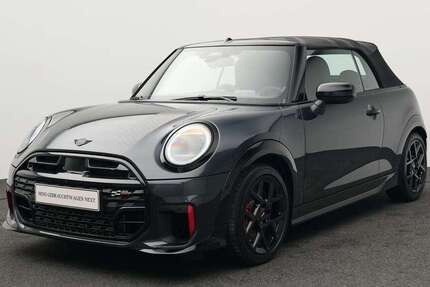 Mini John Cooper Works Cabrio 8.330 km 43.153 &euro; München 80788