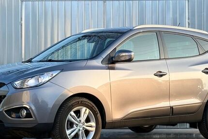 Hyundai ix35 83.600 km 9.290 &euro; München 81243