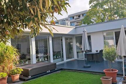 Atriumbungalow mit toller Ausstattung zimmer