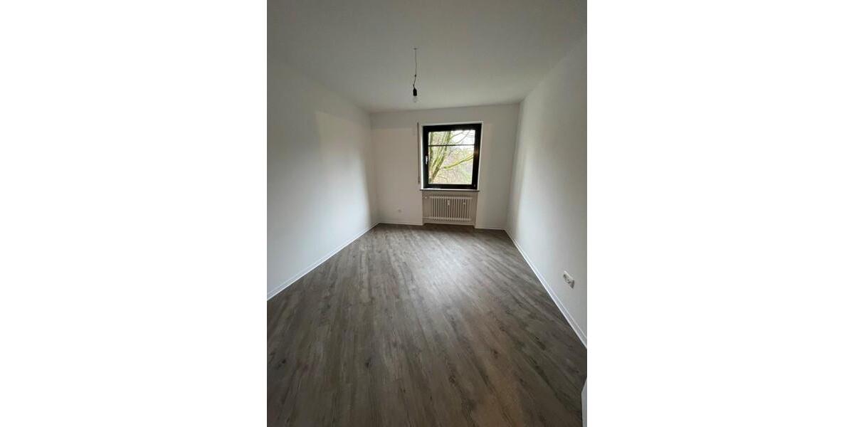 Etagenwohnung Neuried - 4.5 Zimmer, 102 m&sup2;, 1.588&euro; | Angebot:26389000
