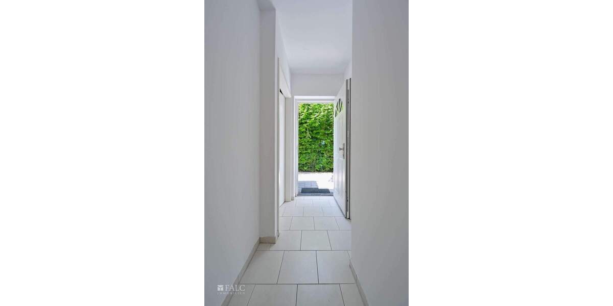 Reihenmittelhaus München Feldmoching-Hasenbergl - 6 Zimmer, 141 m&sup2;, 948.000&euro; | Angebot:25779313