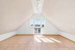 Ruhig gelegen in kleiner Wohnanlage | Helle, top gepflegte Maisonette-Wohnung - Dachgeschoßwohnung Karlsfeld | Angebot:26389541
